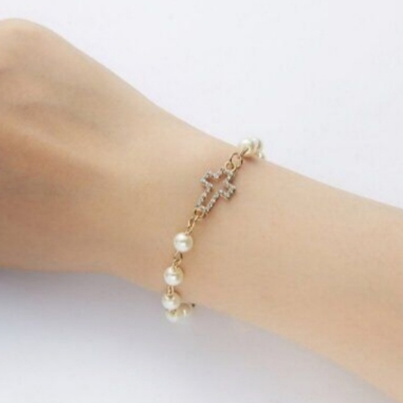 White Pearl Cross Bracelet - Picture 4 of 7